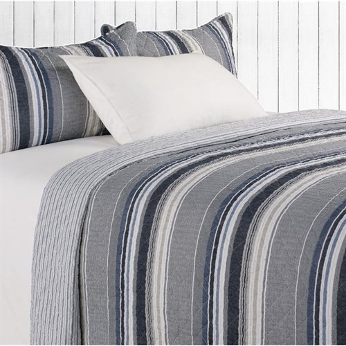 Pino striped quilt